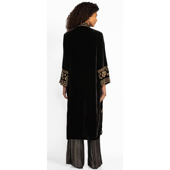 Johnny was S black velvet embroidered kimono coat - Picture 4 of 9